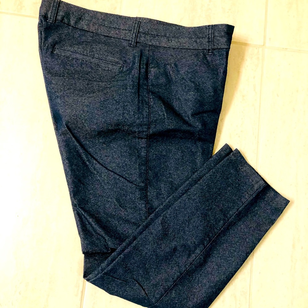 Gap Denim Ankle Crops. Sz 8